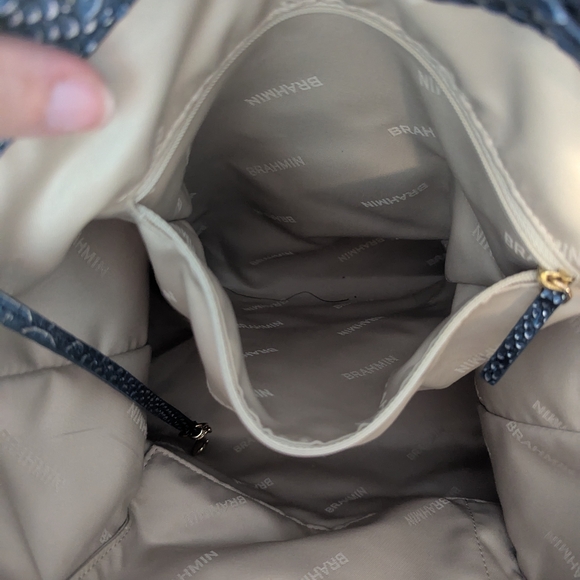 Brahmin Set: Serenity Marlowe Bucket Bag & Matching Wallet - Picture 11 of 16